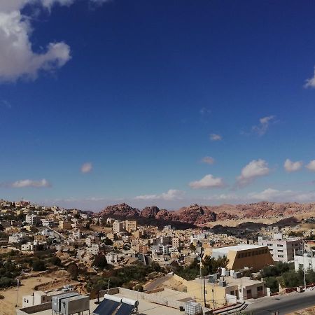 ريلاكسينج أواسيس فيلا وادي موسى المظهر الخارجي الصورة